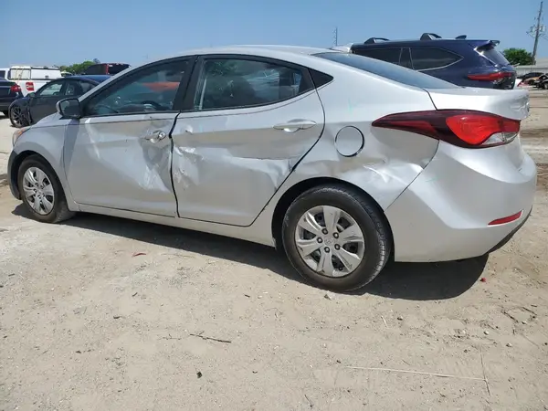 5NPDH4AE1GH733084 2016 HYUNDAI ELANTRA - Image 2