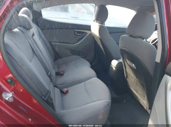 5NPDH4AE1GH733179 2016 HYUNDAI ELANTRA - Image 8