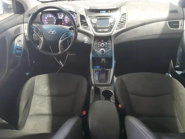 5NPDH4AE1GH735983 2016 HYUNDAI ELANTRA - Image 8