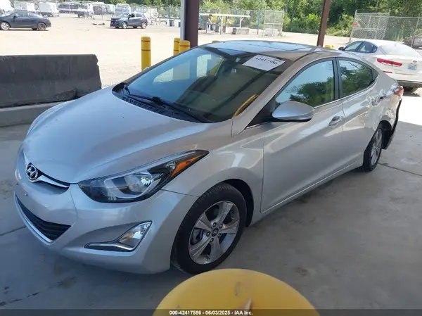 5NPDH4AE1GH736065 2016 HYUNDAI ELANTRA - Image 2