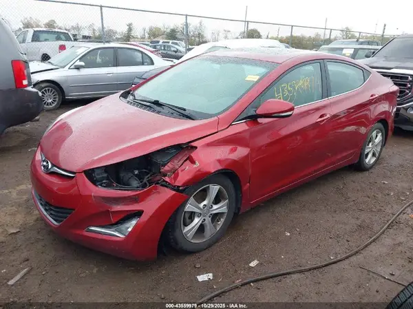 5NPDH4AE1GH736101 2016 HYUNDAI ELANTRA - Image 2
