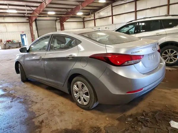 5NPDH4AE1GH736325 2016 HYUNDAI ELANTRA - Image 2