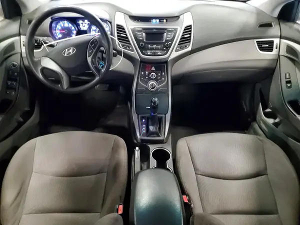 5NPDH4AE1GH736325 2016 HYUNDAI ELANTRA - Image 8