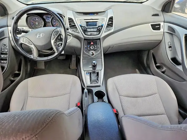 5NPDH4AE1GH736535 2016 HYUNDAI ELANTRA - Image 8