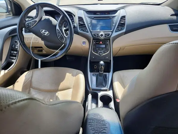 5NPDH4AE1GH737443 2016 HYUNDAI ELANTRA - Image 8