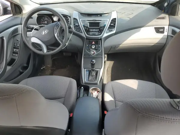 5NPDH4AE1GH738818 2016 HYUNDAI ELANTRA - Image 8