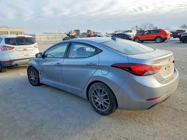 5NPDH4AE1GH739192 2016 HYUNDAI ELANTRA - Image 2