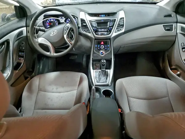 5NPDH4AE1GH739421 2016 HYUNDAI ELANTRA - Image 8