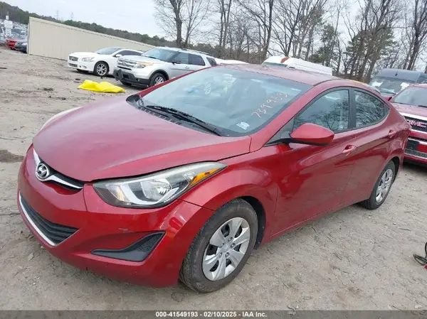 5NPDH4AE1GH739953 2016 HYUNDAI ELANTRA - Image 2