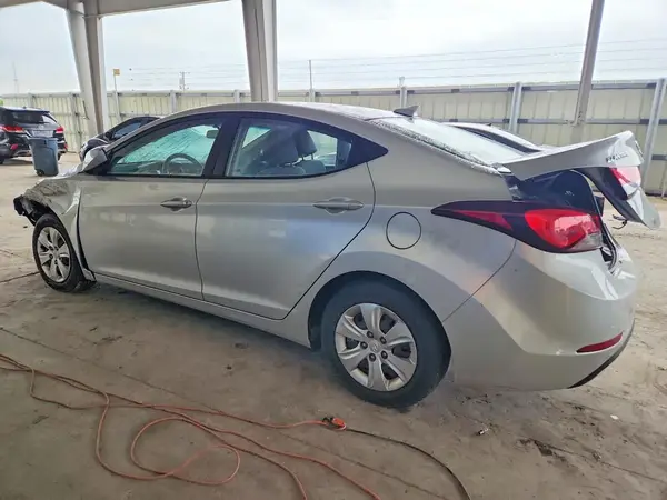 5NPDH4AE1GH740200 2016 HYUNDAI ELANTRA - Image 2