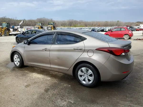 5NPDH4AE1GH740844 2016 HYUNDAI ELANTRA - Image 2