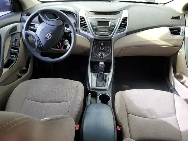 5NPDH4AE1GH740844 2016 HYUNDAI ELANTRA - Image 8