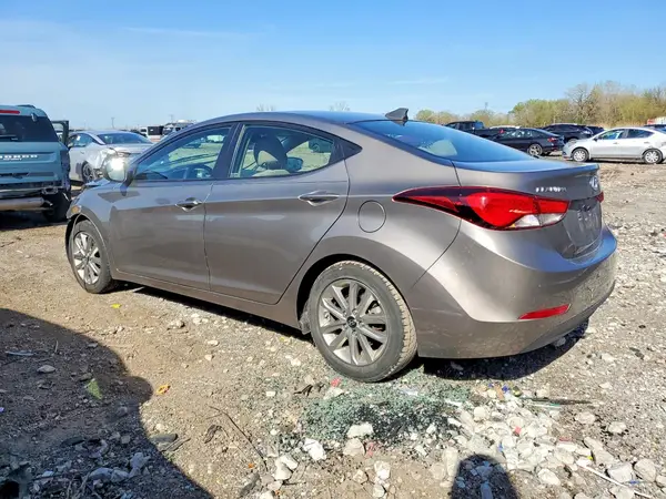 5NPDH4AE1GH741301 2016 HYUNDAI ELANTRA - Image 2