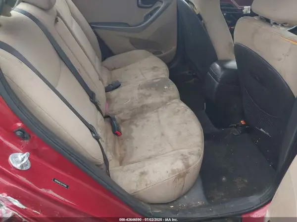 5NPDH4AE1GH741945 2016 HYUNDAI ELANTRA - Image 8