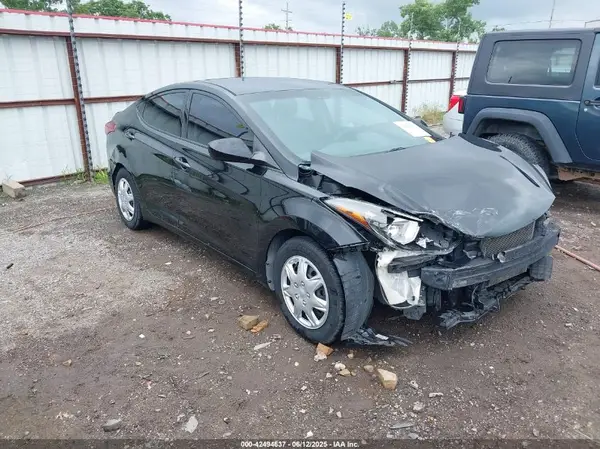 5NPDH4AE1GH747812 2016 HYUNDAI ELANTRA - Image 1