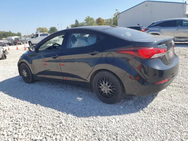 5NPDH4AE1GH748703 2016 HYUNDAI ELANTRA - Image 2