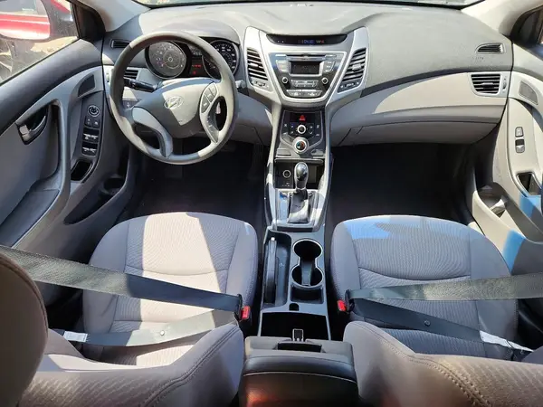 5NPDH4AE1GH750810 2016 HYUNDAI ELANTRA - Image 8