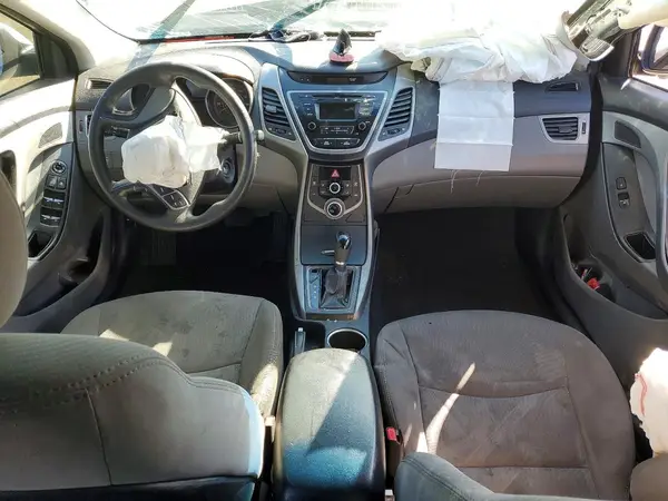 5NPDH4AE1GH750855 2016 HYUNDAI ELANTRA - Image 8