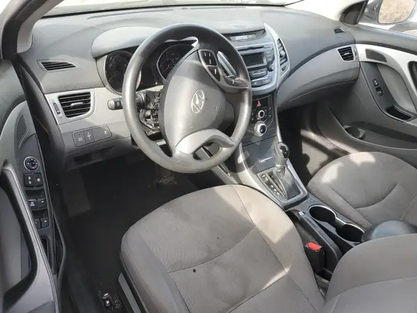 5NPDH4AE1GH751973 2016 HYUNDAI ELANTRA - Image 8