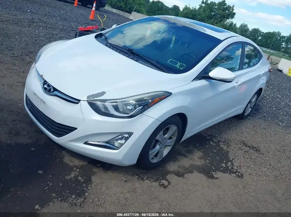 5NPDH4AE1GH753450 2016 HYUNDAI ELANTRA - Image 2