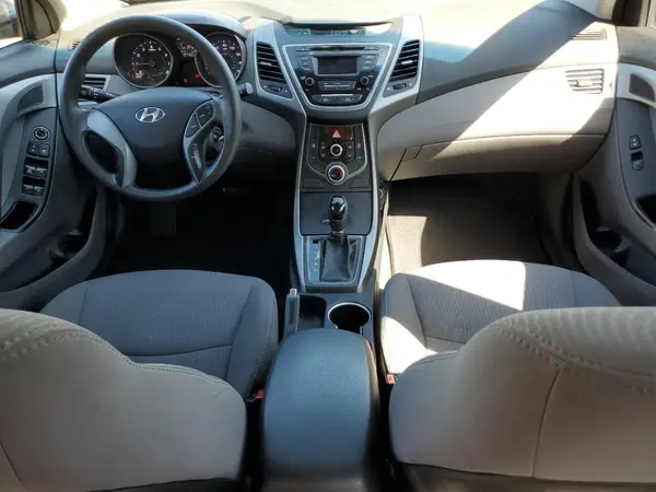 5NPDH4AE1GH754081 2016 HYUNDAI ELANTRA - Image 8