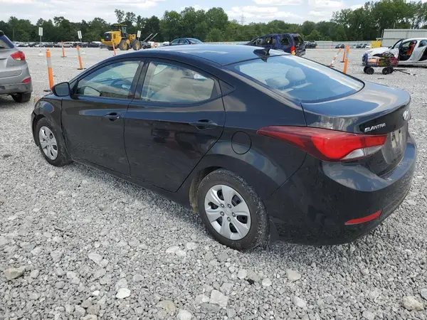 5NPDH4AE1GH754405 2016 HYUNDAI ELANTRA - Image 2