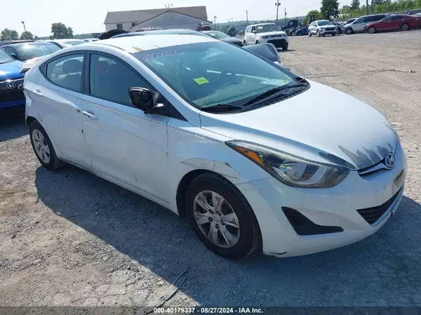 5NPDH4AE1GH759135 2016 HYUNDAI ELANTRA - Image 1