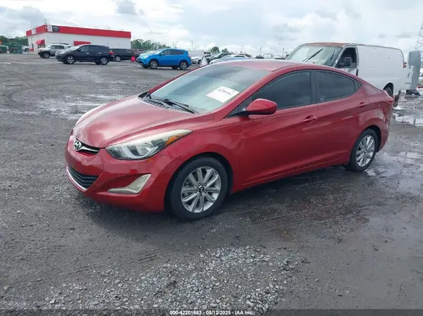 5NPDH4AE1GH759460 2016 HYUNDAI ELANTRA - Image 2