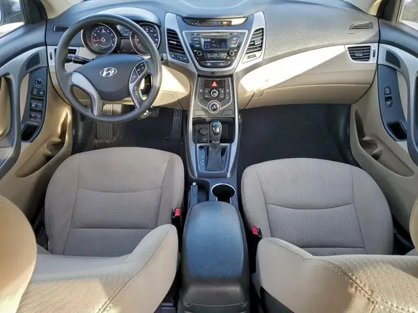 5NPDH4AE1GH760026 2016 HYUNDAI ELANTRA - Image 8