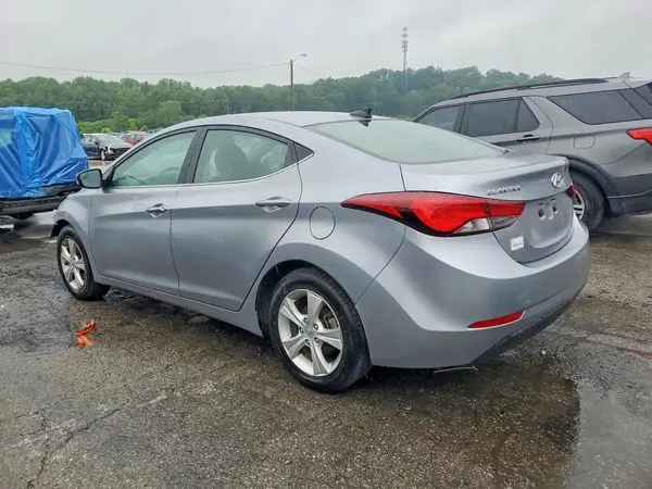 5NPDH4AE1GH761970 2016 HYUNDAI ELANTRA - Image 2