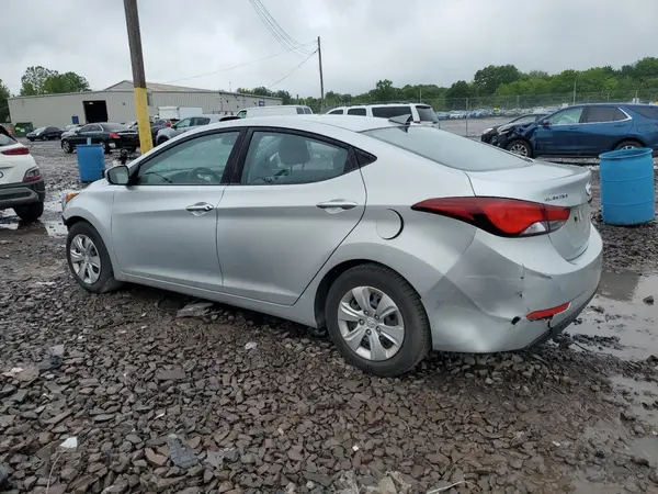 5NPDH4AE1GH762472 2016 HYUNDAI ELANTRA - Image 2