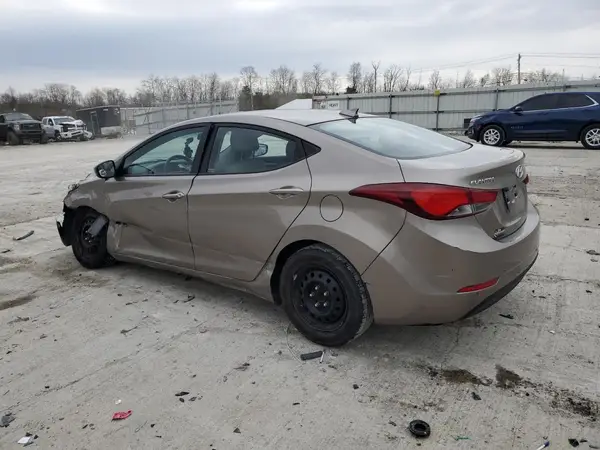 5NPDH4AE1GH763203 2016 HYUNDAI ELANTRA - Image 2