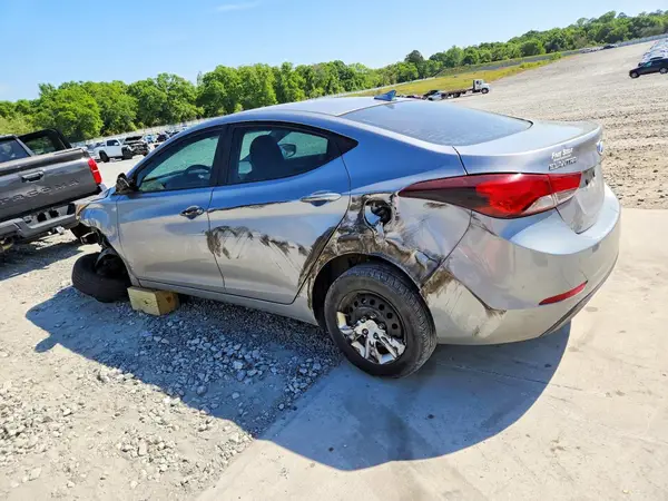 5NPDH4AE1GH763315 2016 HYUNDAI ELANTRA - Image 2