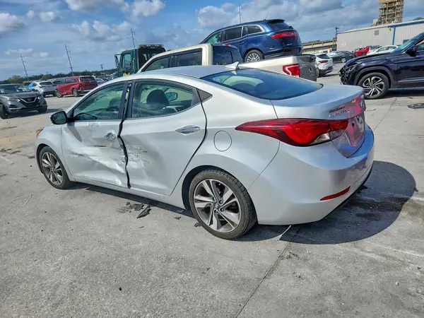 5NPDH4AE1GH765212 2016 HYUNDAI ELANTRA - Image 2