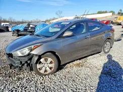 5NPDH4AE1GH765811 2016 HYUNDAI ELANTRA