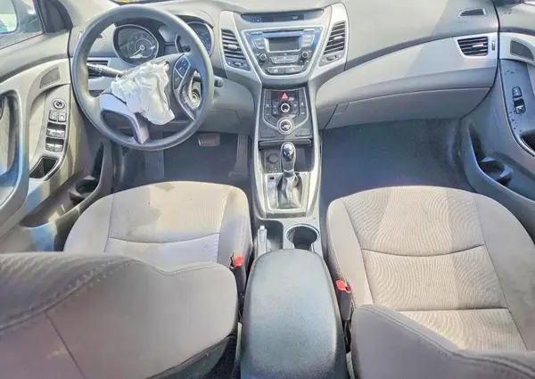 5NPDH4AE1GH765968 2016 HYUNDAI ELANTRA - Image 8