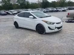 5NPDH4AE1GH766747 2016 HYUNDAI ELANTRA