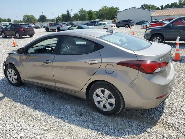 5NPDH4AE1GH767185 2016 HYUNDAI ELANTRA - Image 2