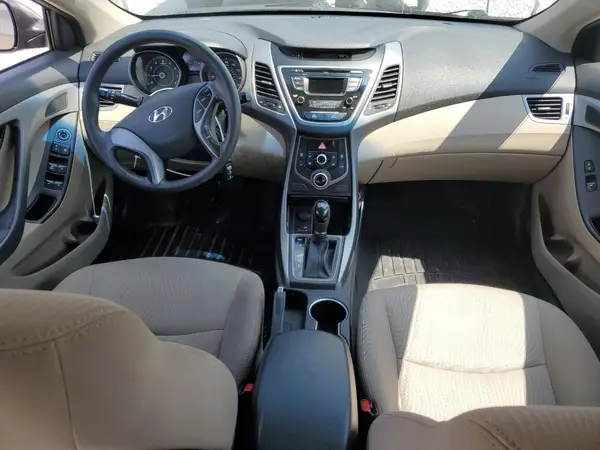 5NPDH4AE1GH767185 2016 HYUNDAI ELANTRA - Image 8