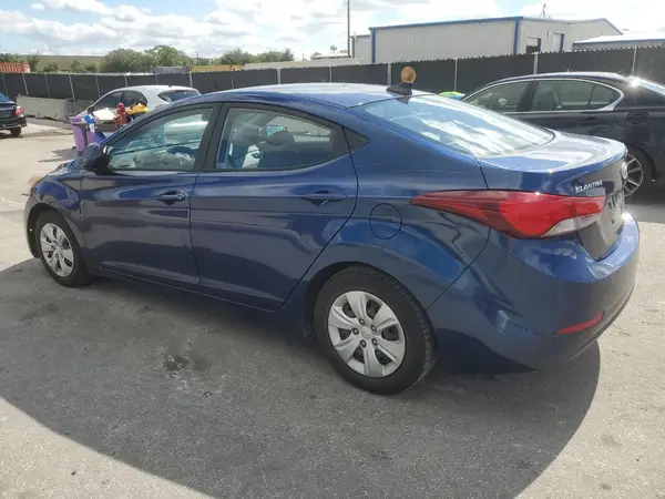 5NPDH4AE1GH767915 2016 HYUNDAI ELANTRA - Image 2