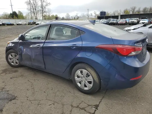 5NPDH4AE1GH768935 2016 HYUNDAI ELANTRA - Image 2