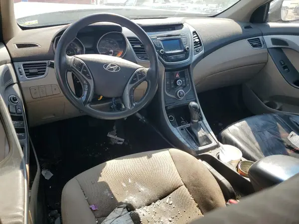 5NPDH4AE1GH771270 2016 HYUNDAI ELANTRA - Image 8