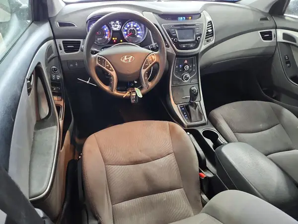5NPDH4AE1GH771415 2016 HYUNDAI ELANTRA - Image 8