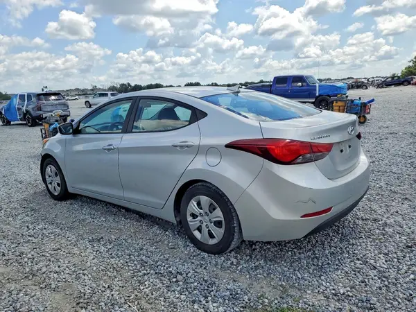 5NPDH4AE1GH771494 2016 HYUNDAI ELANTRA - Image 2