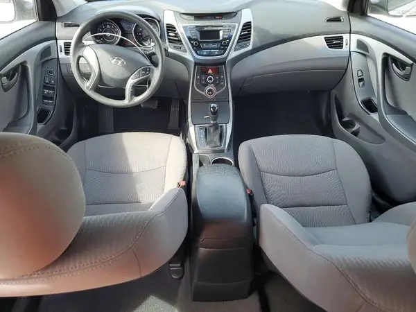 5NPDH4AE1GH773374 2016 HYUNDAI ELANTRA - Image 8