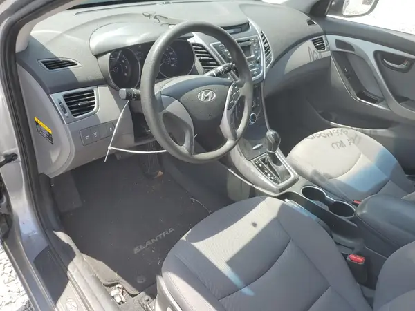 5NPDH4AE1GH773715 2016 HYUNDAI ELANTRA - Image 8