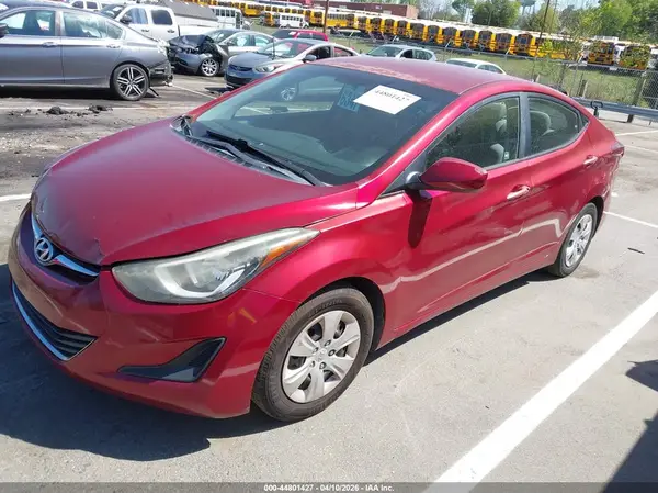 5NPDH4AE1GH773830 2016 HYUNDAI ELANTRA - Image 2