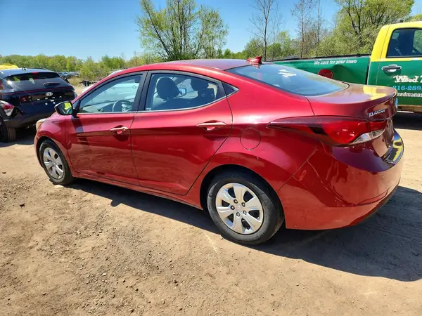 5NPDH4AE1GH775920 2016 HYUNDAI ELANTRA - Image 2