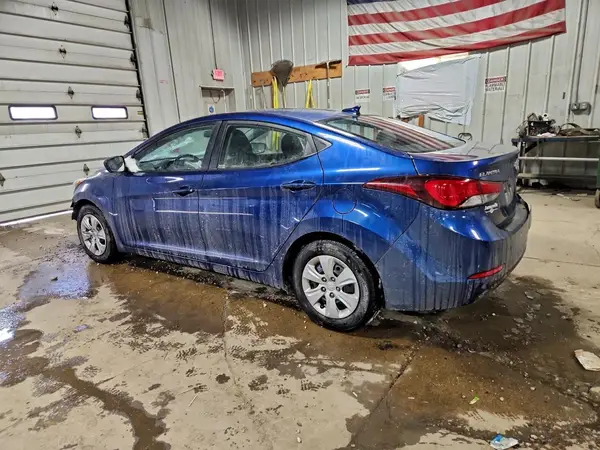 5NPDH4AE1GH780065 2016 HYUNDAI ELANTRA - Image 2