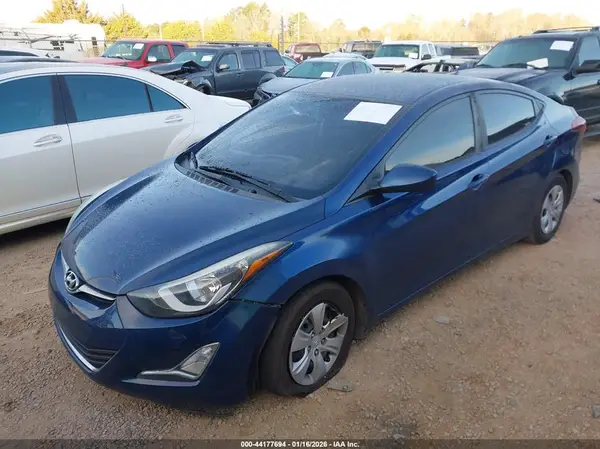 5NPDH4AE1GH780437 2016 HYUNDAI ELANTRA - Image 2